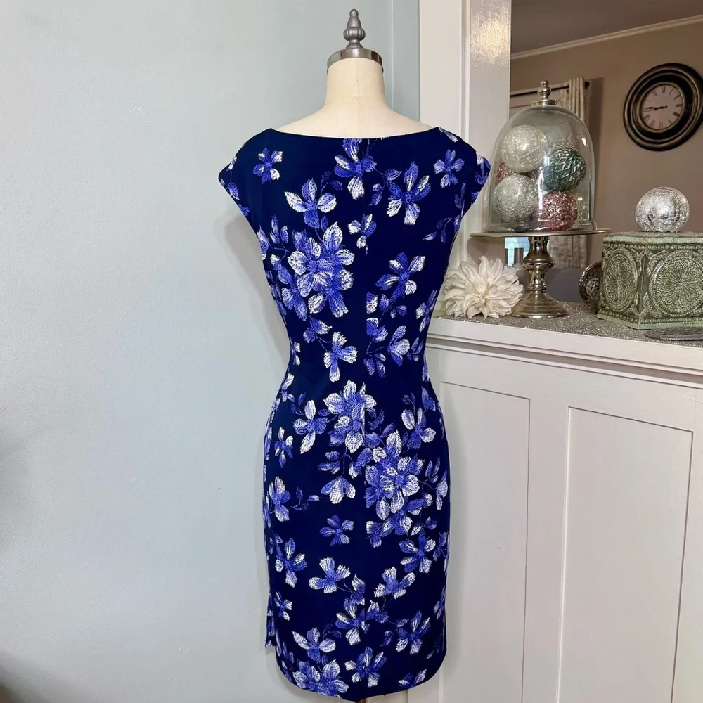 Connected Apparel Blue Floral Ruched Sheath Dress Size 8p - Picture 6 of 11
